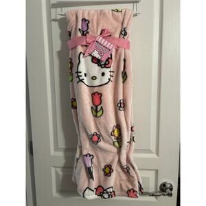 Hello Kitty tulip spring throw blanket